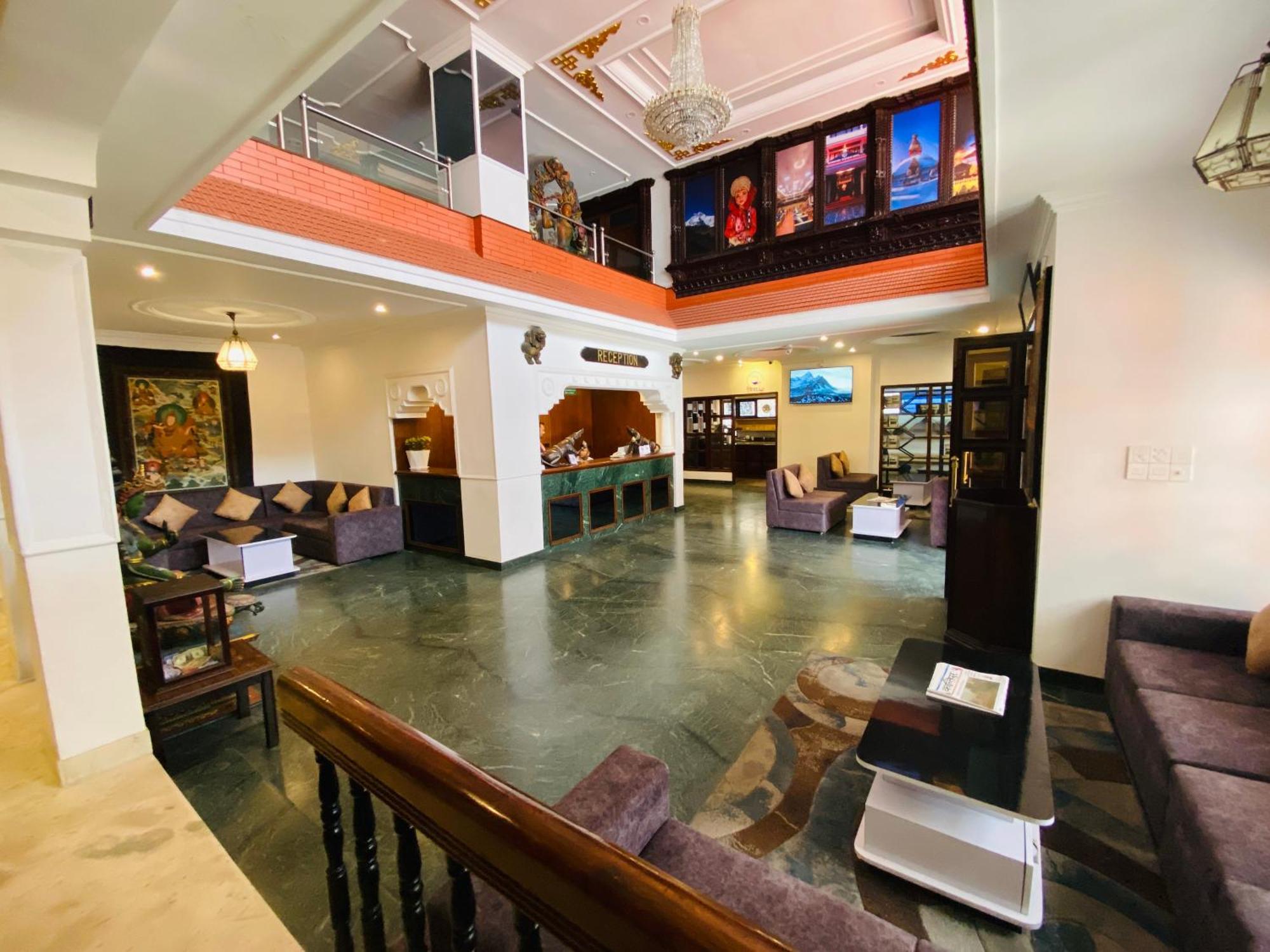 Business Hotel 4*